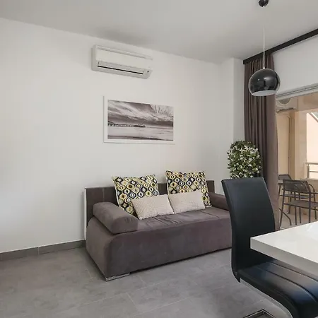 Sky & * קאבטאט